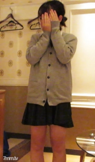 FC2-PPV-1193736 fc2-ppv 1193736 11日削除予定！  - 【個人撮影】18歳制服J〇初ハメ撮りでテンションMAX！  ～最後は嫌がる生ハメで顔射～