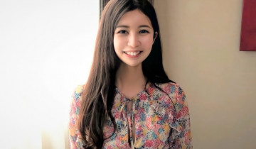 FC2-PPV-1906813 [否] 限时数量有限！  - 老作品，不输Corona，ikoka折扣！  - 500分！  - F罩杯女播音员美女反响热烈！  - 肮脏的小女学生粗俗的性爱与优雅的脸♥️ *审查福利/高图像质量Ver