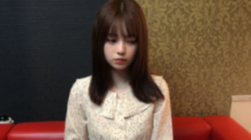 FC2-PPV-2763672 再次成为国民偶像的S级美少女。  - 拥有压倒性的透明感，对自己白皙纤细的身体和里面的精液感到疯狂。  - 奇迹发生了两次！