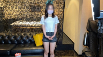 FC2-PPV-3074493 첫 촬영!  - 좋아하는 남자친구와 경험 많은 두 사람과 함께 여행을 마치고 돌아온 후, 낯선 삼촌과 엄청 귀여운 딸이 몰래 섹스를 한다!  - 일찍 집에 온 최애 남자친구와 라이브 통화 중 라이브 S⚫︎X [개인촬영] 첫 3P 보너스로 처음이자 마지막 추억 ♡