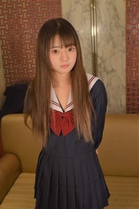 FC2-PPV-3098983 第3弾、素人美女、みさきちゃんのセーラー服ハメ撮りAV、レビュー特典付き