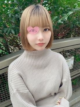 FC2-PPV-3189445 我彻底享受了著名剪裁模特的美丽乳房和美丽阴部。