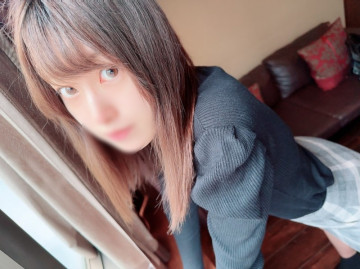 FC2-PPV-3363725 [75% OFF Papa Active Girls] 앱에서 만난 납작하고 날씬한 대학생과의 맨백 섹스