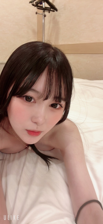FC2-PPV-3732066 เธอสวยมาก [No] ชุดว่ายน้ำคอสเพลย์ไอดอลเรียว Hina อายุ 20 ปี Creampie ขนาดใหญ่ผลงานที่ 4 [Sakai]