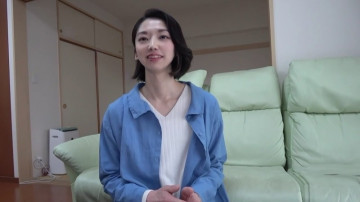 FC2-PPV-4094714 여경과 유부녀. 결혼 7년차에는 성관계 금지. 가족 기숙사에서 오랜만에 다른 사람의 자지를 봉사하고 질내 사정합니다.