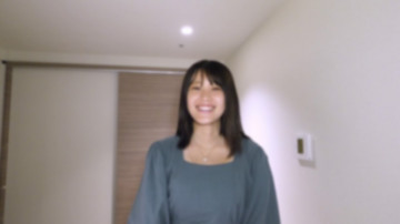 FC2-PPV-4289183 [无码] [足交] D罩杯美女，腿长，身材健美。  - 前偶像纤细的狒狒女穴被射精。  - 她被一个令人毛骨悚然的老男人射精了。