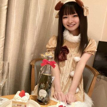 FC2-PPV-4291605 Ayu-chan Christmas special!  - Ultimate sex with a genius and cute reindeer!  - Ayu-chan's latest unreleased work!