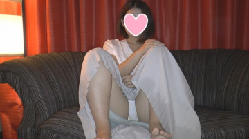 FC2-PPV-628322 【个人拍摄】外貌与天真的18岁女大学生发生性关系，被允许插入屁股www【高品质版本可用】