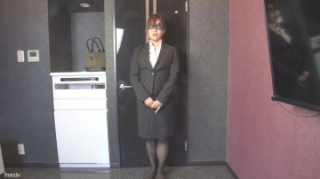 FC2-PPV-923386 -PPV 923386 [half price 500 yen] [omnibus "29" 77 minutes recording] National University Associate Professor Married Woman "It's like getting married to academics" "My husband is a university professor. Only he knows men" [Personal shooting] With ZIP