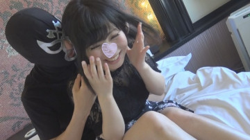FC2-PPV-977772 [个人拍摄] 大量无鞍射精给美丽的巨乳丰满女儿雫酱！
